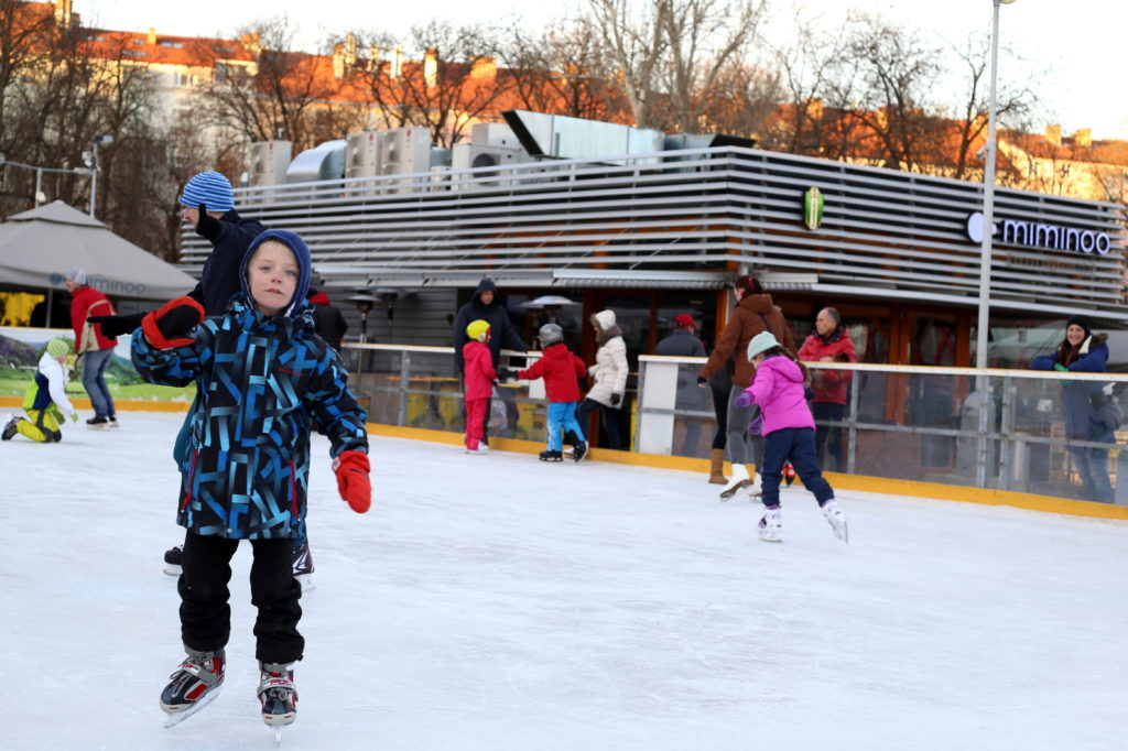 family ice skating prague zizkov